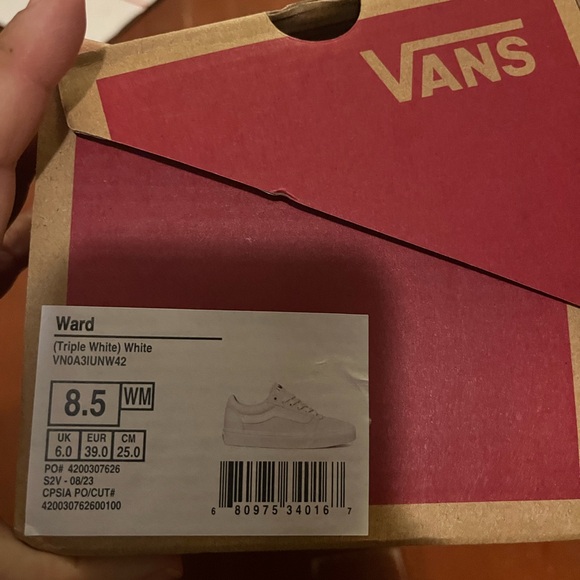 Vans Ward triple white 8.5 women’s - Picture 1 of 5